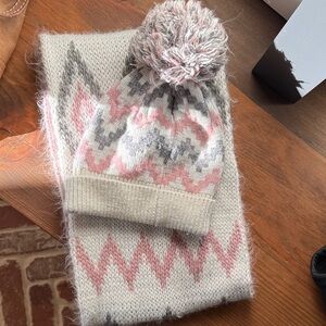 Abercrombie Kids Chevron Knit Hat and Scarf - Pink and Gray